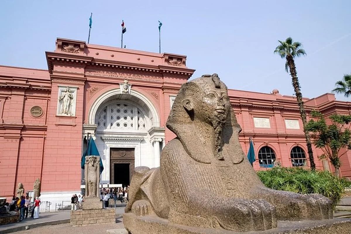 The Egyptian Museum, Guided